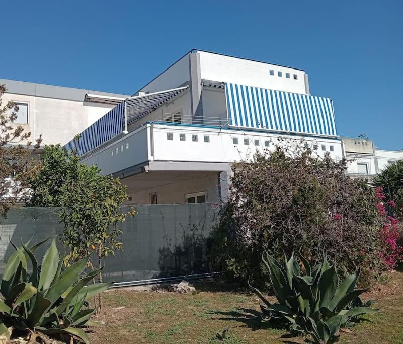 La Maison De Monique Policoro Exterior photo